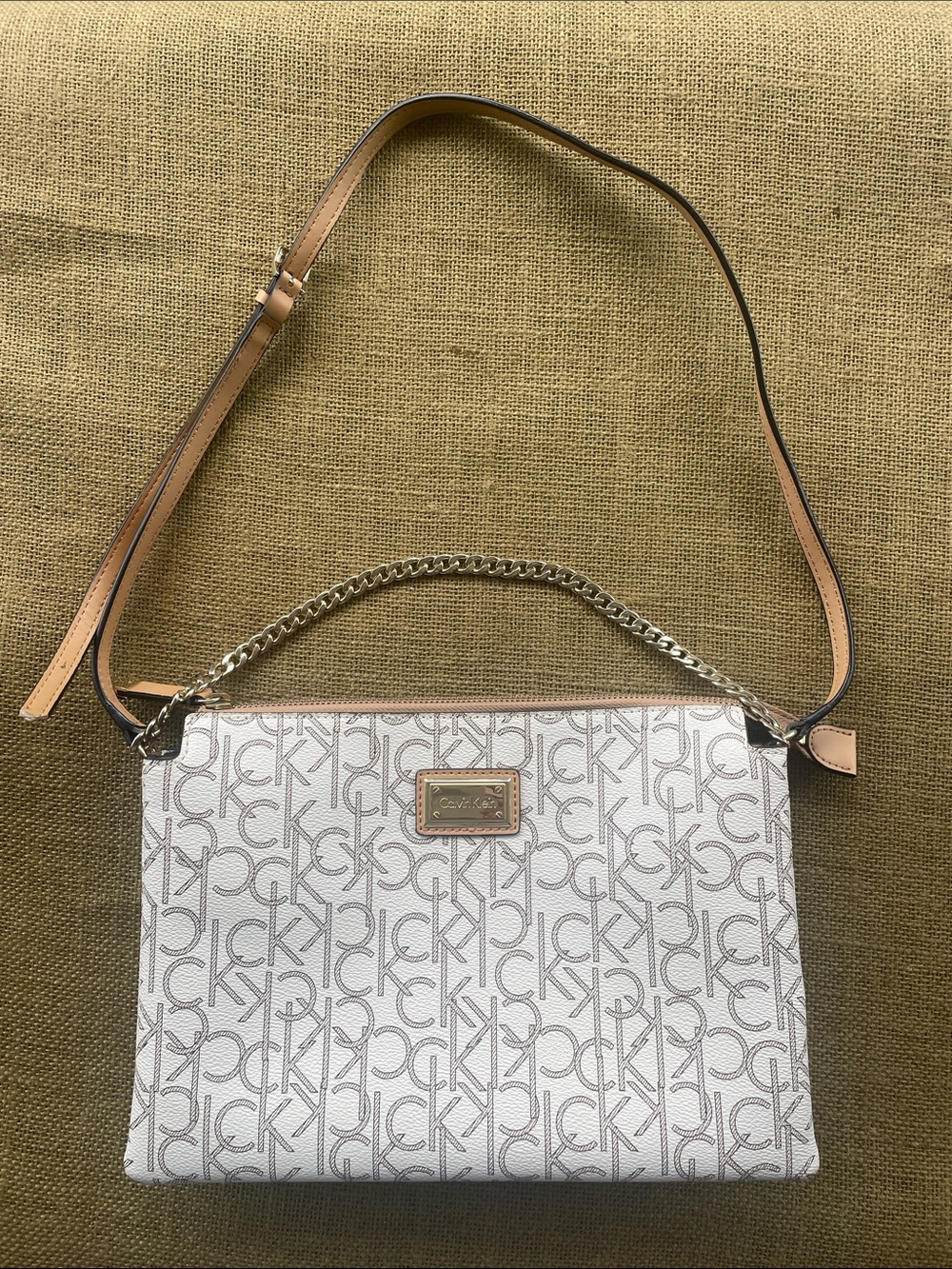 Calvin Klein White and Beige Logo-Print Shoulder Bag